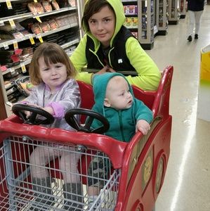 Meet your Posher, Wyviona